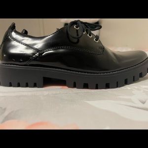 Black Oxford shoes